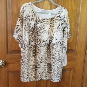 NWT New Direction Woman women's animal print top Size 2X Color Alligator Skin